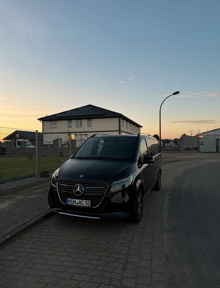 Mercedes-Benz V-Klasse, 8-Sitzer – Mietfahrzeug bei Apollo Cars Hagenow
